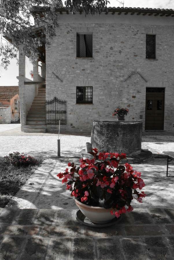 Antiche Dimore San Felice สเปลโล ภายนอก รูปภาพ
